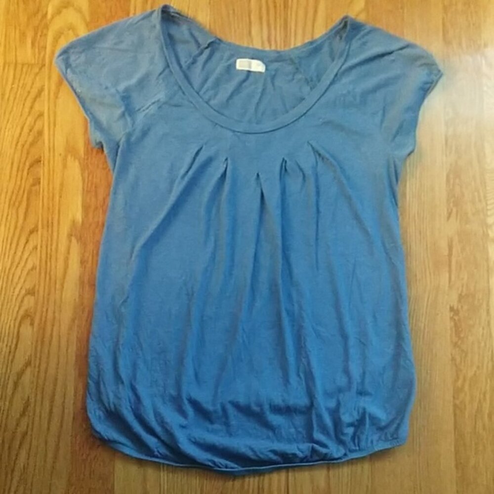 OLD NAVY LOT OF 2 MATERNITY TOPS T-SHIRTS LAYERING PRENGANCY SZ XS - Picture 2 of 6